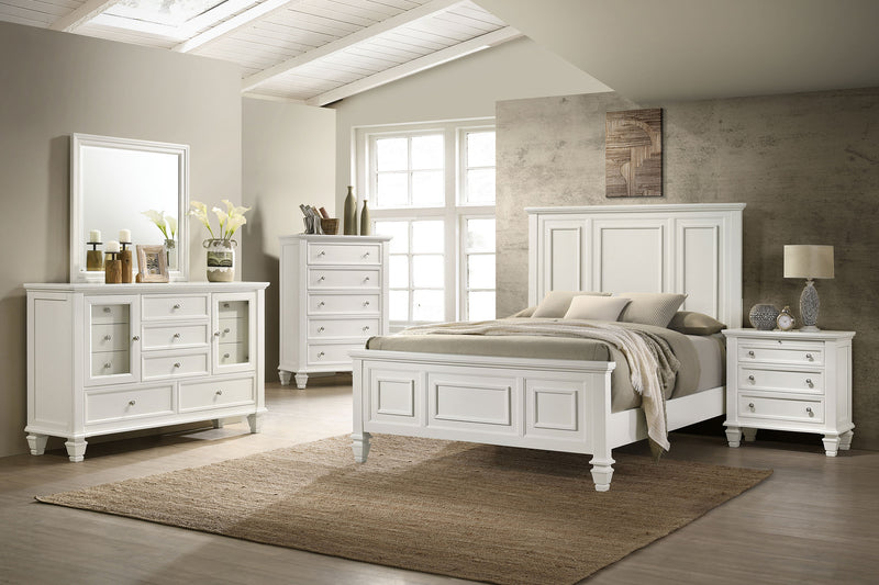 Sandy Beach Dresser with Mirror