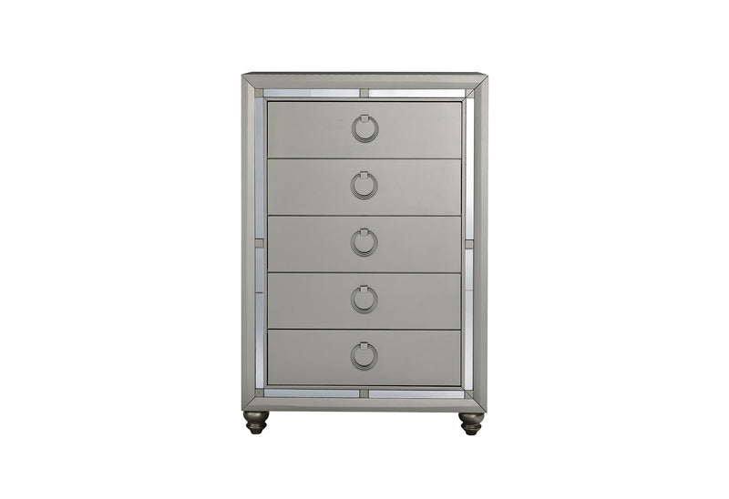RILEY SILVER CHEST